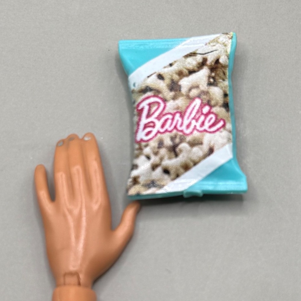 2018 Barbie Skipper Babysitter Toddler Doll Animal Crackers Bag Snack Cookies